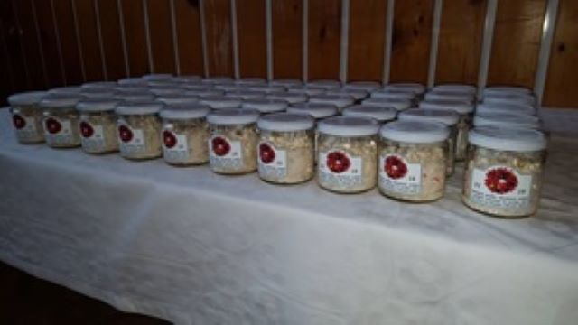 Salát z krabích tyčinek